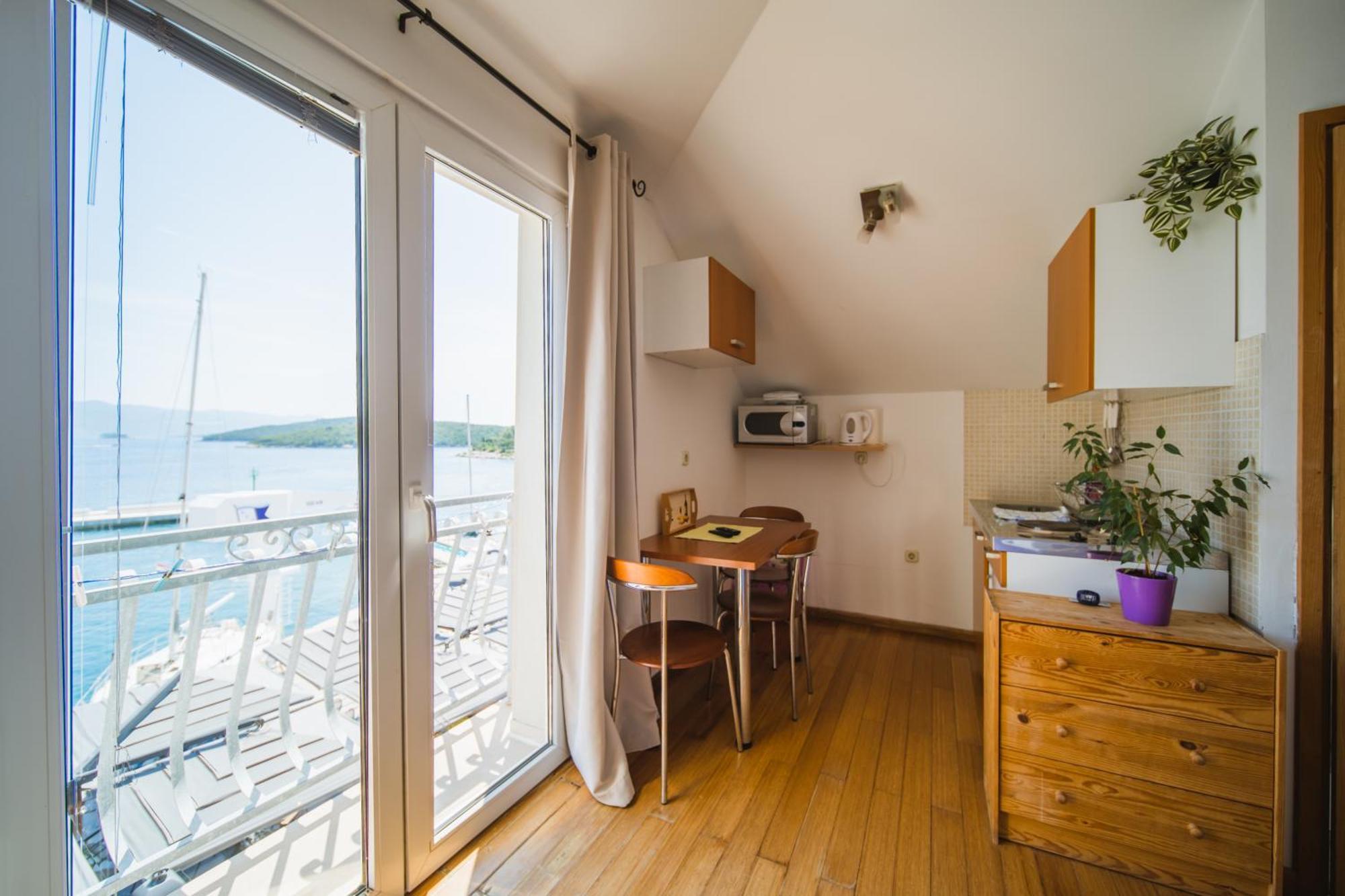 Apartments And Rooms Denoble Korcula Town Exterior photo