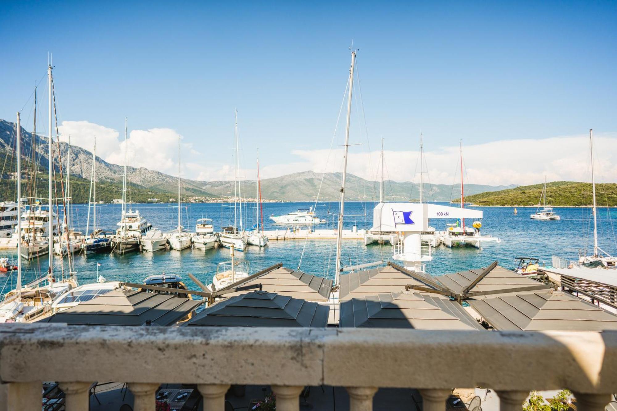 Apartments And Rooms Denoble Korcula Town Exterior photo